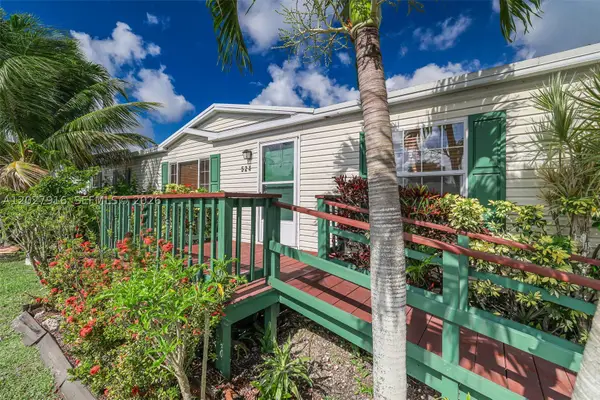 19800 SW 180 Avenue #524, Miami, FL 33187
