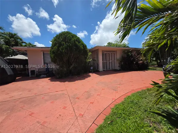 16825 NW 74th, Hialeah, FL 33015
