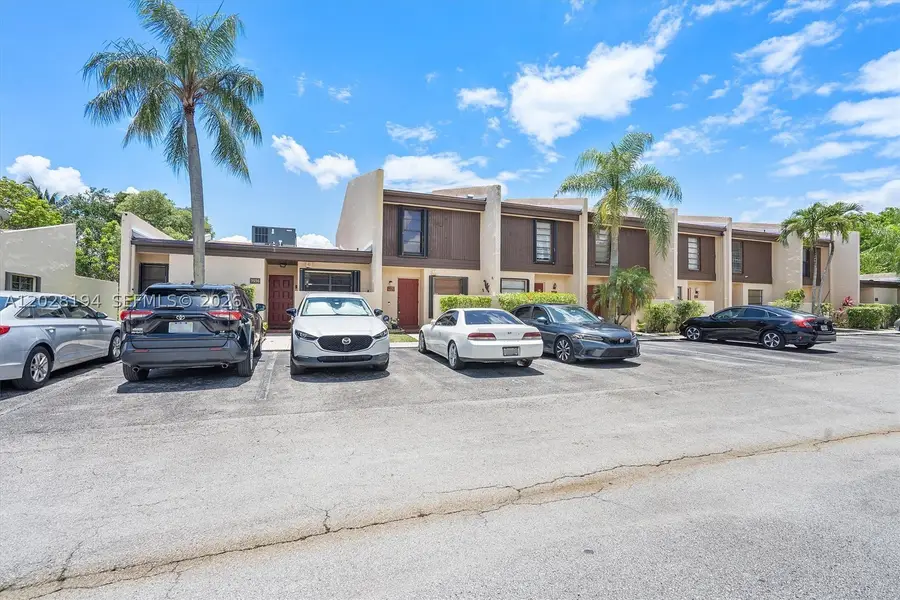 9942 NW 10th #7, Pembroke Pines, FL 33024 - #2