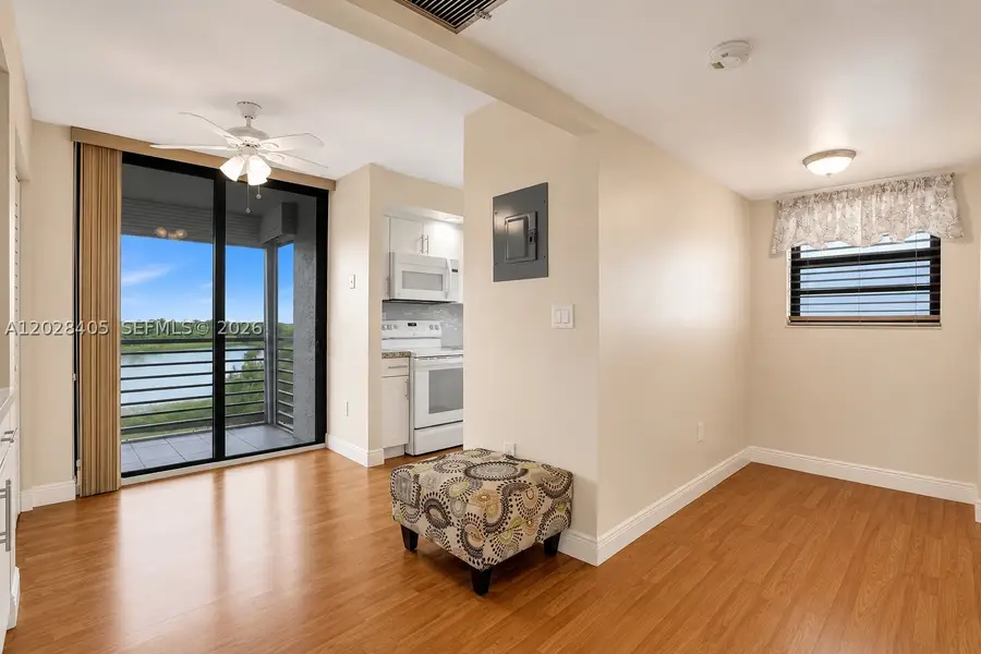 901 Colony Point #501, Pembroke Pines, FL 33026 - #3