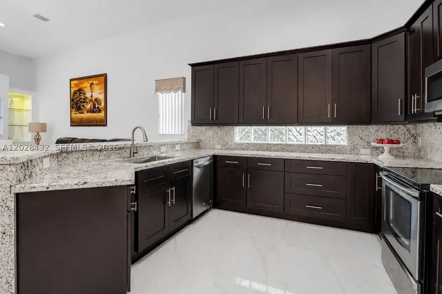 3852 Oak Ridge, Weston, FL 33331 - #3
