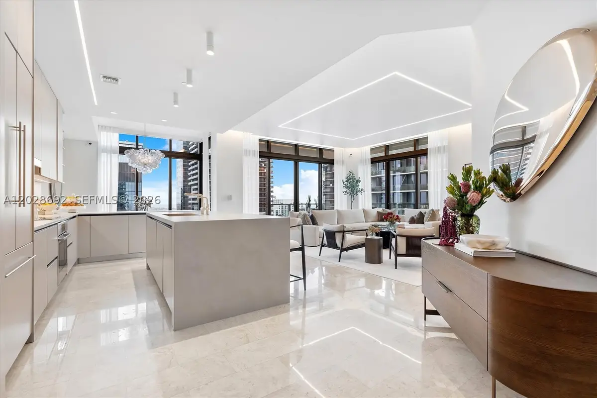 88 SW 7th #4001, Miami, FL 33130 - #1