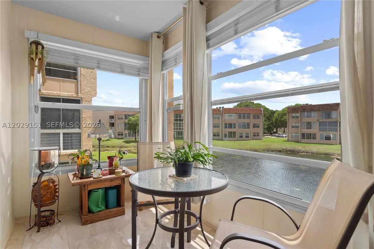 9340 Sunrise Lakes #209, Sunrise, FL 33322 - #1