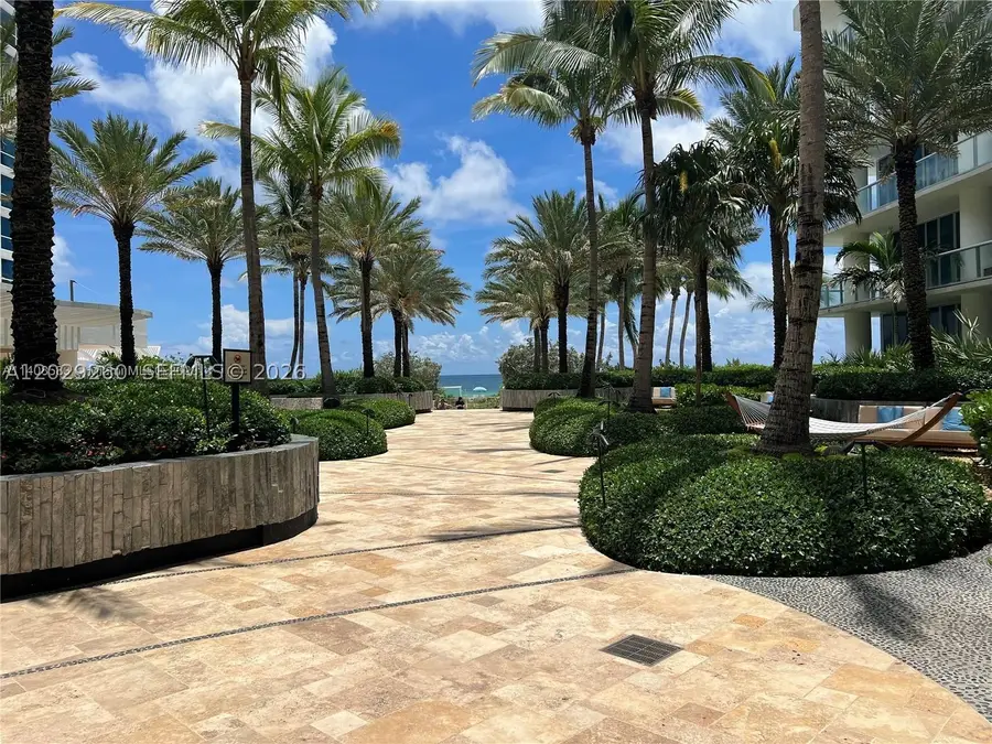 6799 Collins #1501, Miami Beach, FL 33141 - #3