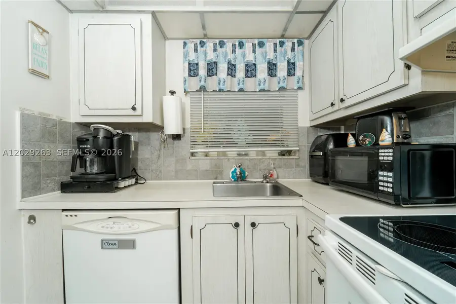 2811 N Pine Island #102, Sunrise, FL 33322 - #3