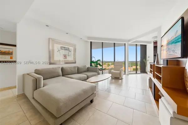 3610 Yacht Club #1115, Aventura, FL 33180