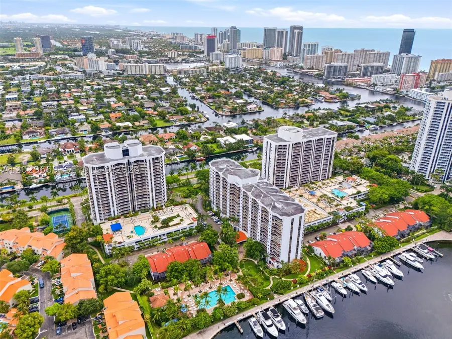 3610 Yacht Club #1115, Aventura, FL 33180 - #2