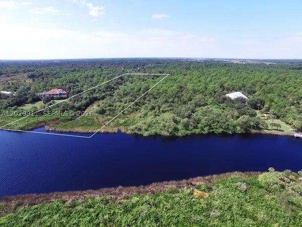 770 N River, Venice, FL 34293