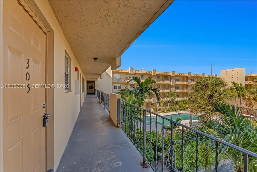 2145 Pierce #305, Hollywood, FL 33020 - #2