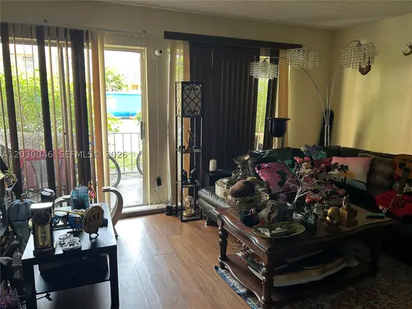 18051 NW 68th #K104, Hialeah, FL 33015