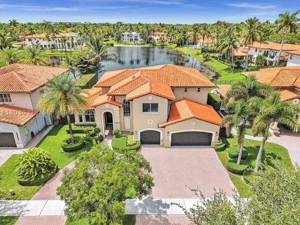 8052 NW 161st, Miami Lakes, FL 33016