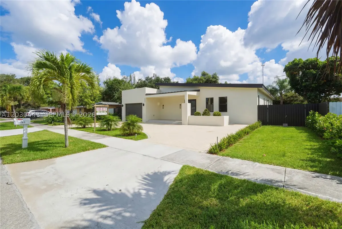 131 Miami Gardens, West Park, FL 33023 - #1