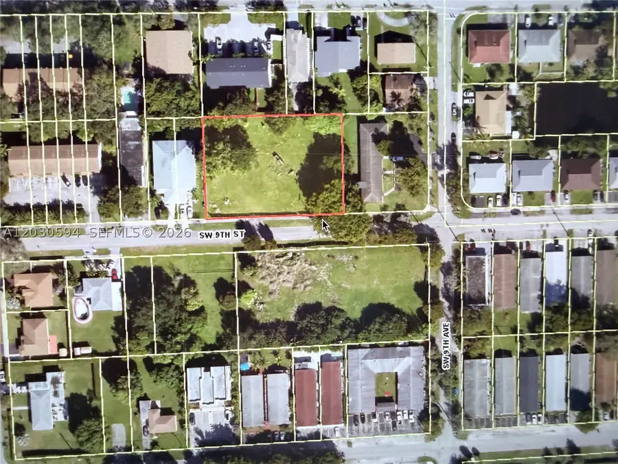 920 SW 9th, Hallandale, FL 33009 - #2
