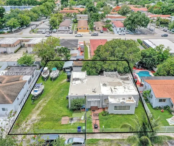 3078 NW Flagler, Miami, FL 33125