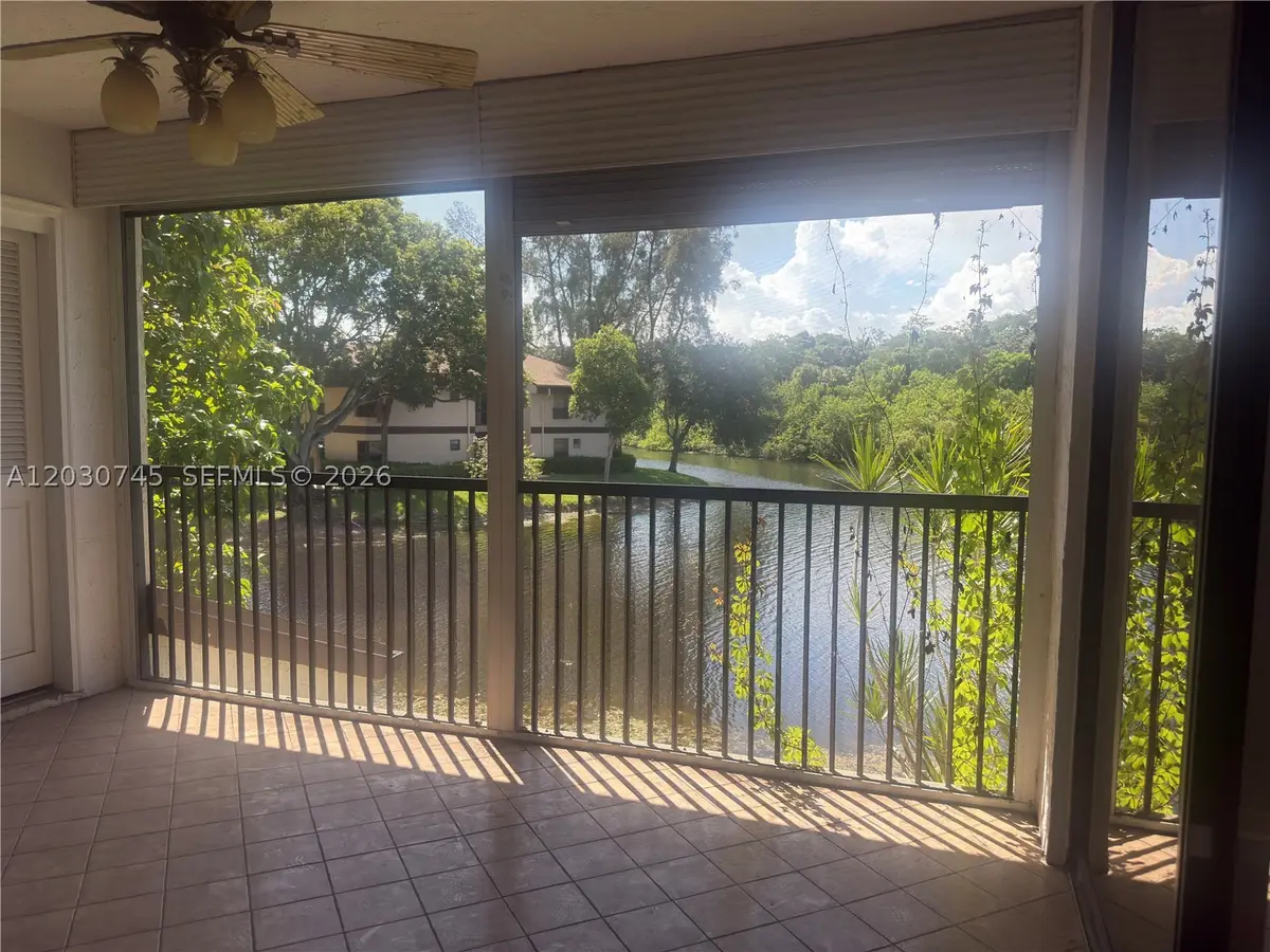 2526 N Carambola Cir N #1821, Coconut Creek, FL 33066 - #1