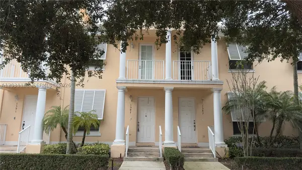 1587 Frederick Small, Jupiter, FL 33458