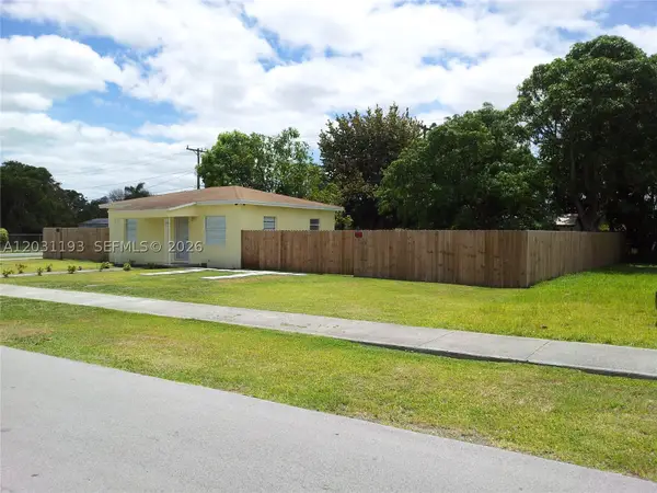 Address Withheld By Seller, Miami, FL 33157