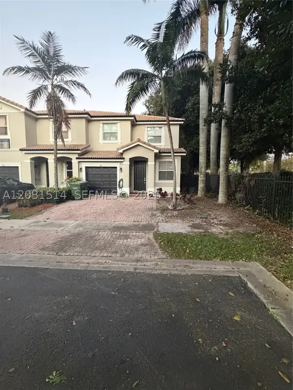 901 NE 42nd, Homestead, FL 33033