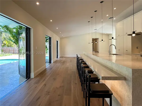 8845 SW 176th, Palmetto Bay, FL 33157