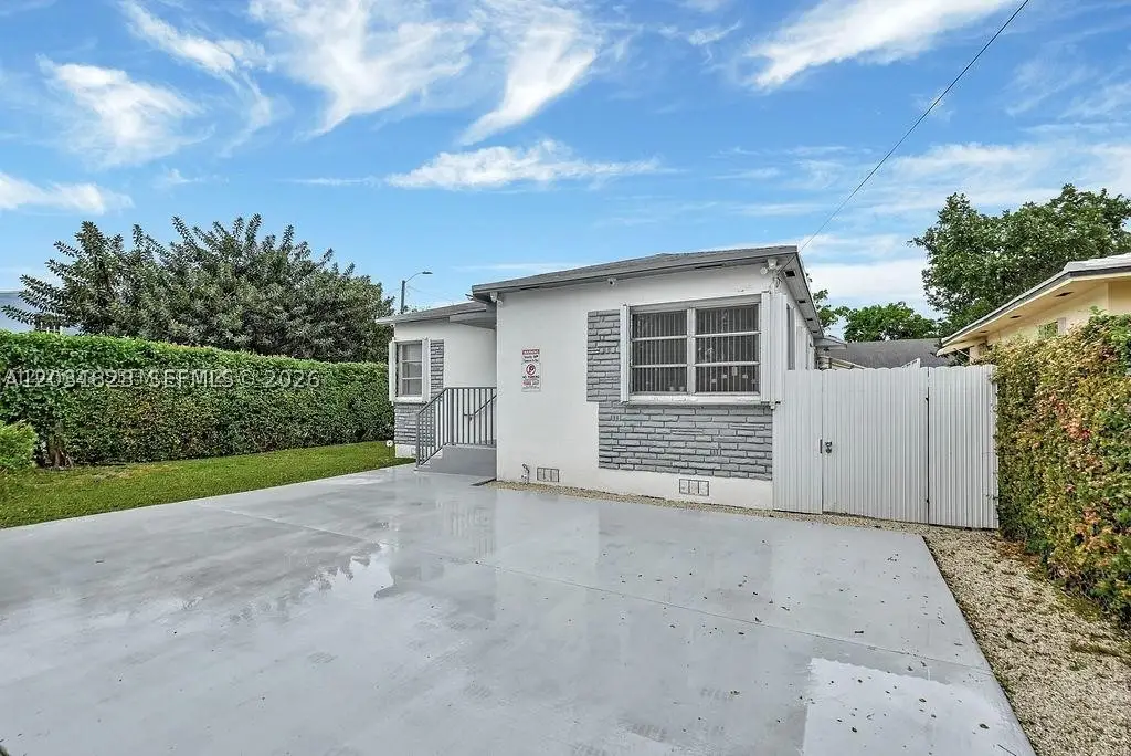 600 NW 34th, Miami, FL 33125 - #1