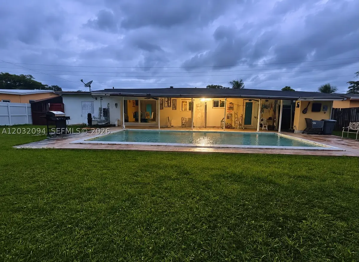 6492 SW 25th, Miramar, FL 33023 - #1