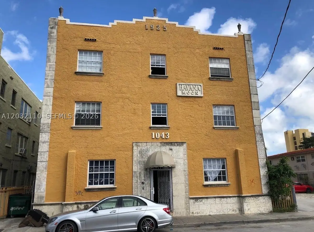 1043 NW 2nd #2, Miami, FL 33128 - #1
