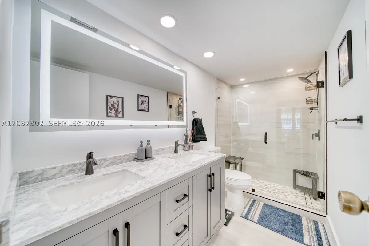 1160 N Federal #213, Fort Lauderdale, FL 33304 - #1