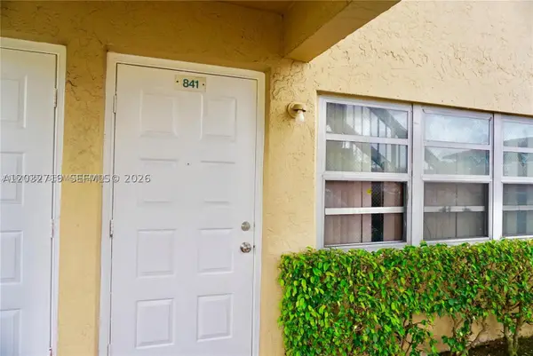 841 Twin Lakes #30-A, Coral Springs, FL 33071