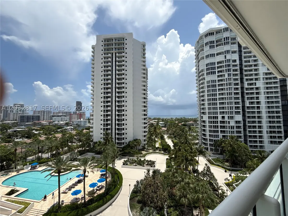 21205 Yacht Club #1201, Aventura, FL 33180 - #1