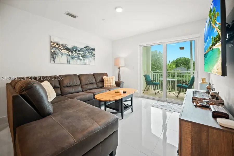 10950 NW 82nd #213, Doral, FL 33178 - #3