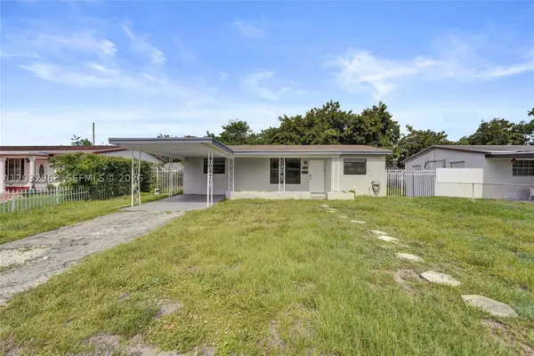 1140 N 74th, Hollywood, FL 33024