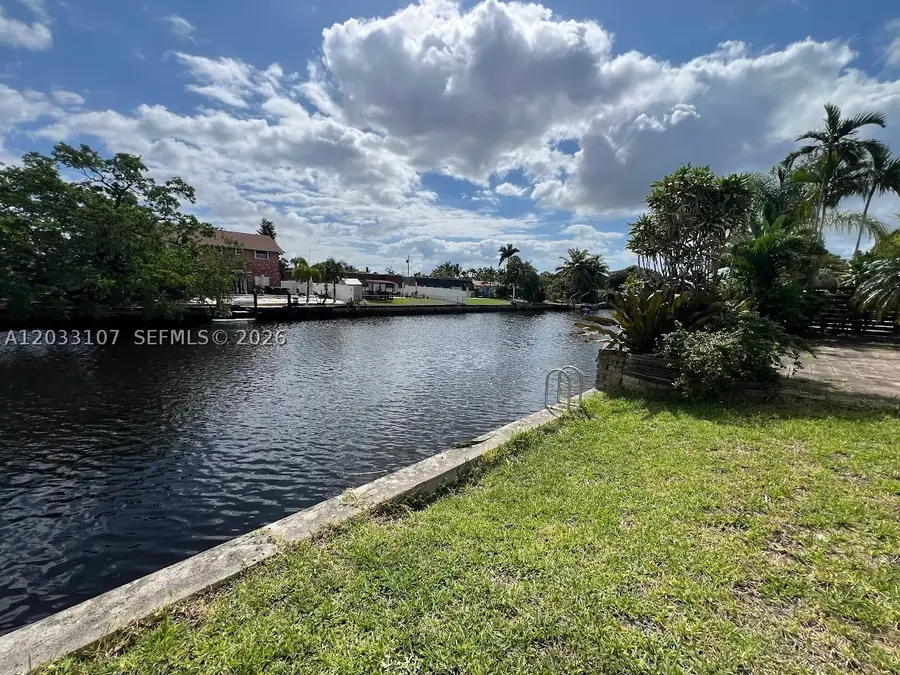 1881 NW 36th, Oakland Park, FL 33309 - #2