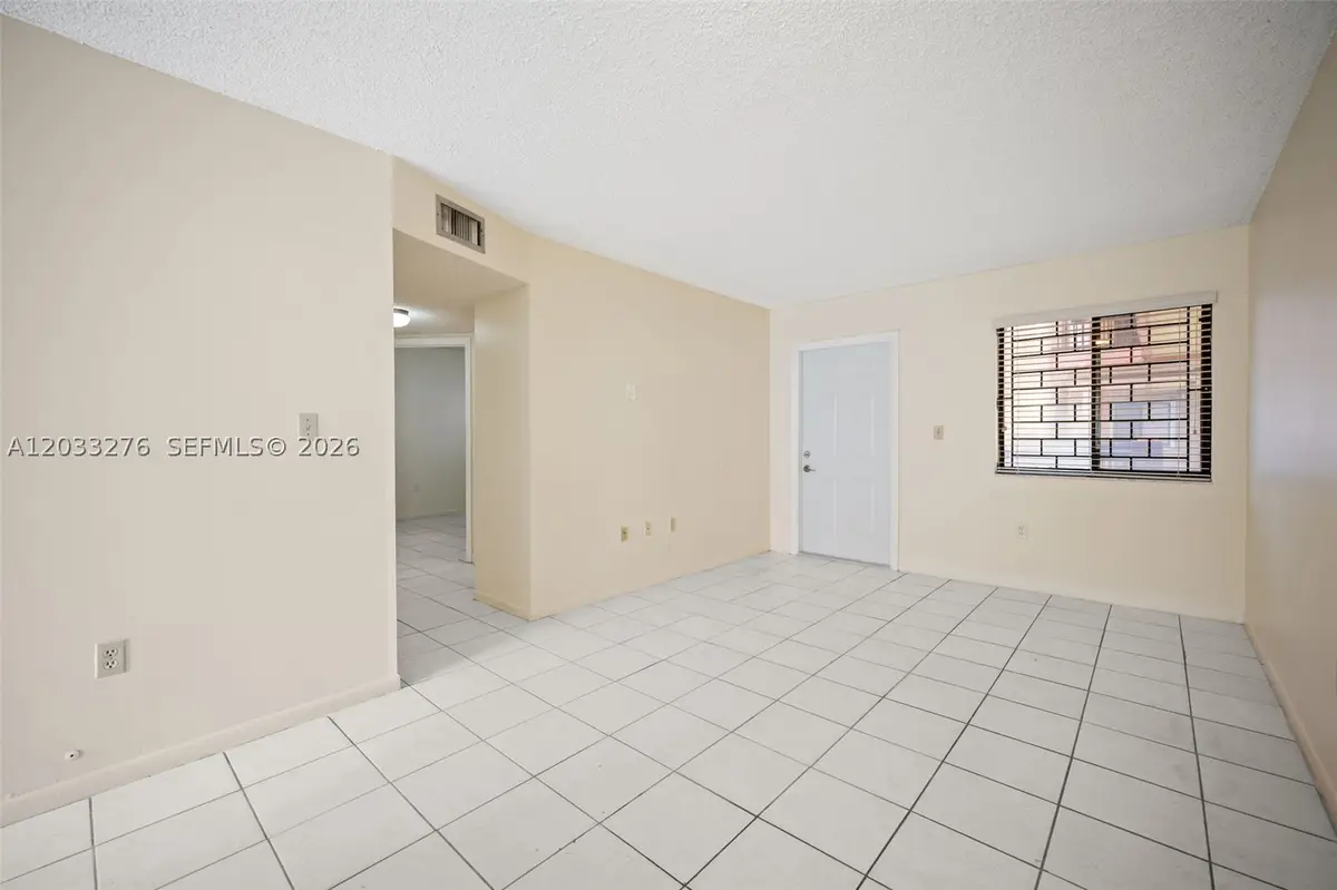 5490 W 21st #310, Hialeah, FL 33016 - #1