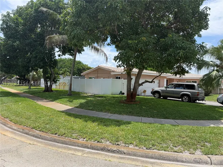 300 SW 68th, Margate, FL 33068 - #2