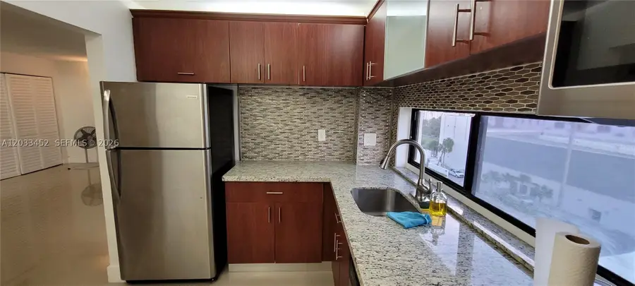 16909 N Bay #815, Sunny Isles Beach, FL 33160 - #2