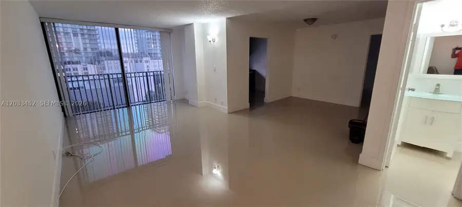 16909 N Bay #815, Sunny Isles Beach, FL 33160 - #3