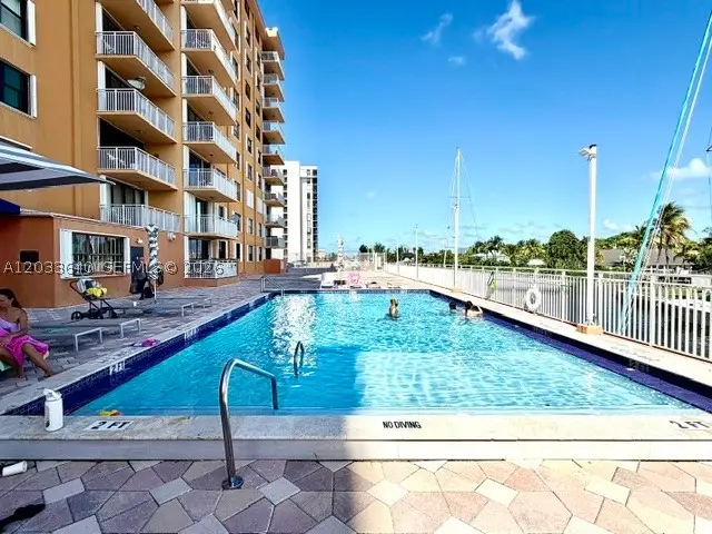 2450 NE 135th #704, North Miami, FL 33181 - #2