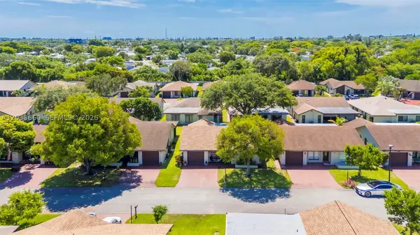1726 SW 20th, Deerfield Beach, FL 33442
