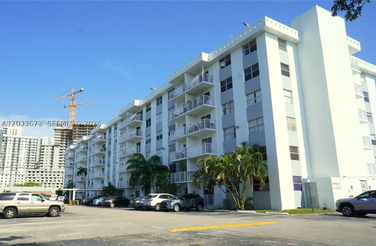 16465 NE 22nd #206, North Miami Beach, FL 33160 - #1
