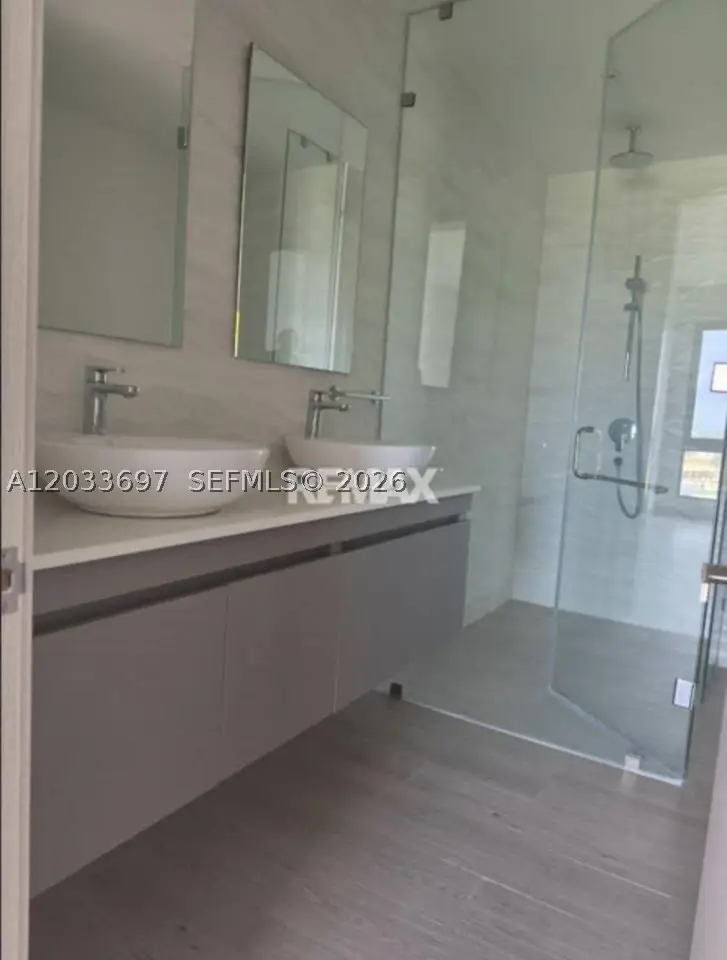605 Vermon #605, Yonkers, FL  - #1