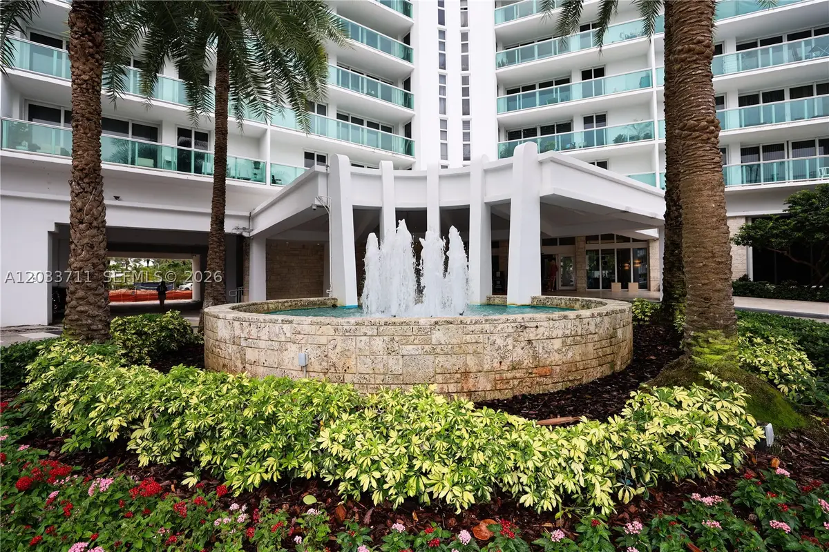 100 Bayview #527, Sunny Isles Beach, FL 33160 - #1