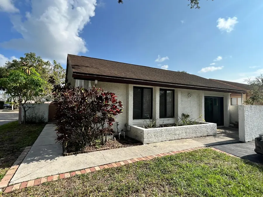 3931 SW 84th, Davie, FL 33328 - #2