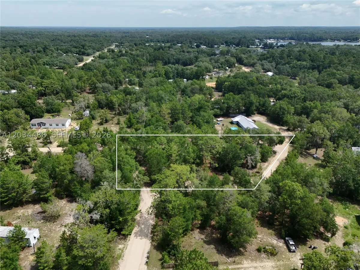 225 Mirror Lake, Interlachen Florahome, FL 32148 - #1