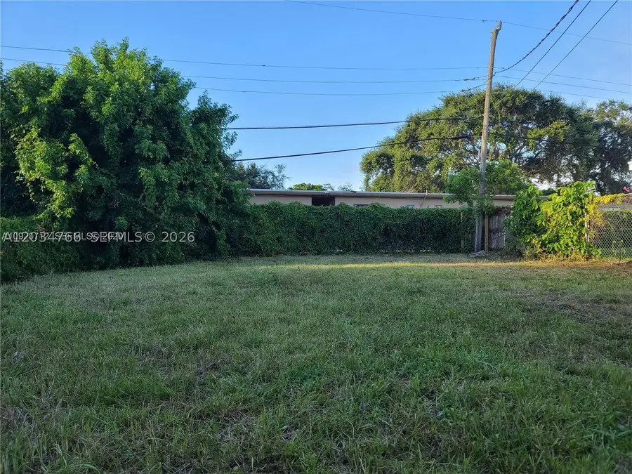 2581 NW 13th, Fort Lauderdale, FL 33311 - #2