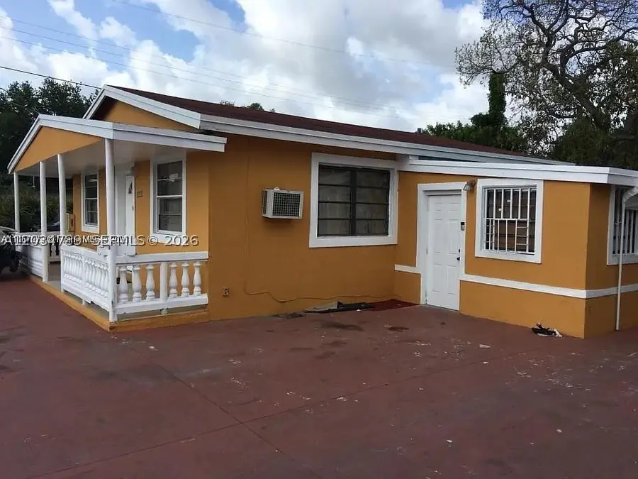 10040 NW 8th, Miami, FL 33150 - #2