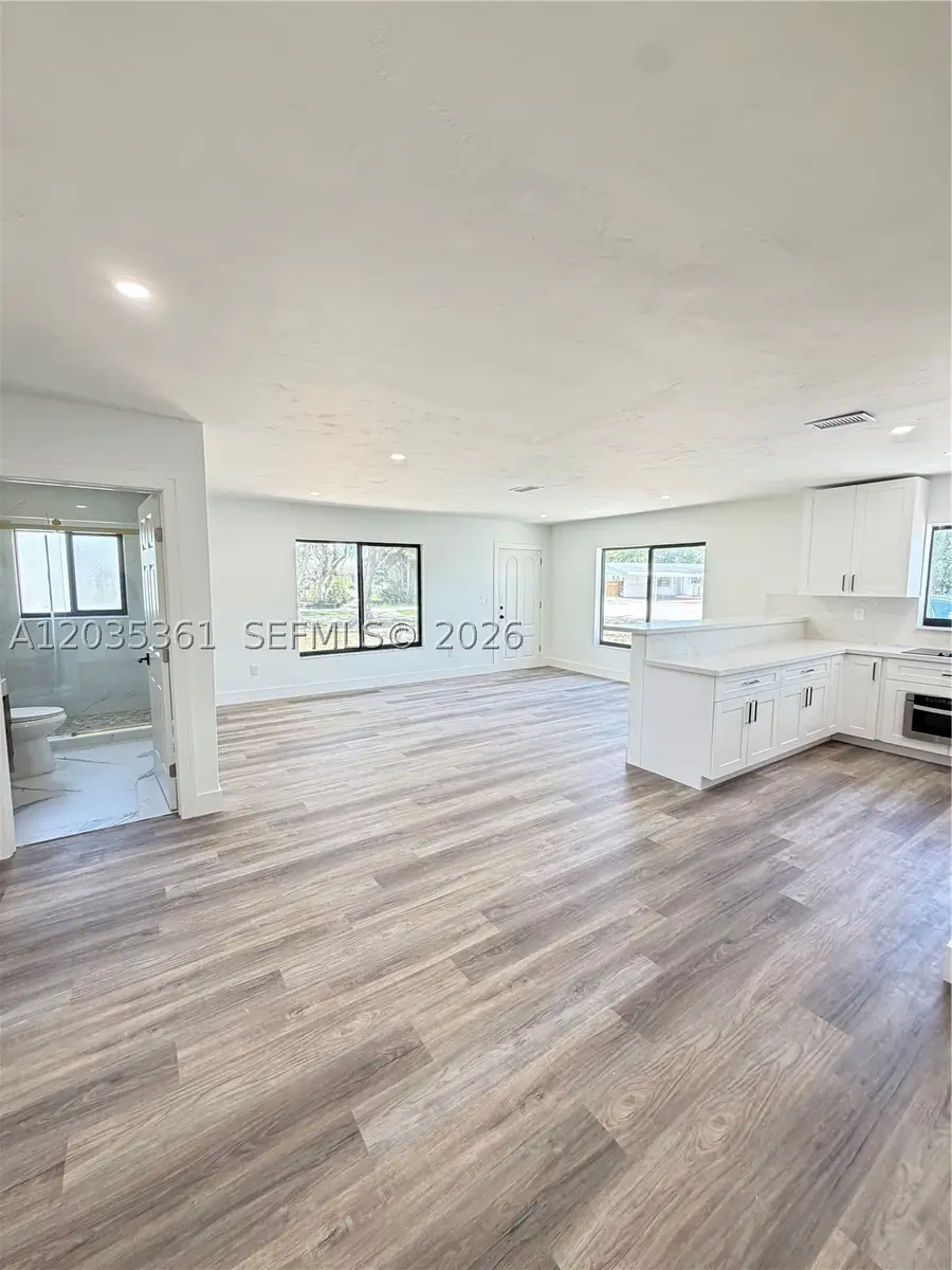 2930 SW 106th, Miami, FL 33165 - #3