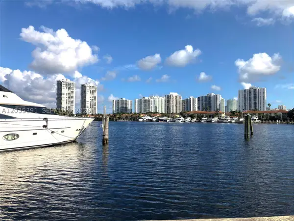 3610 Yacht Club #312, Aventura, FL 33180