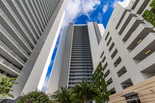 16385 Biscayne #1805, North Miami Beach, FL 33160
