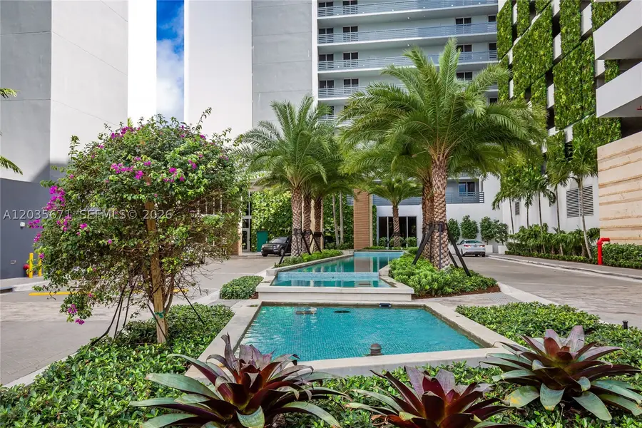 16385 Biscayne #1805, North Miami Beach, FL 33160 - #3
