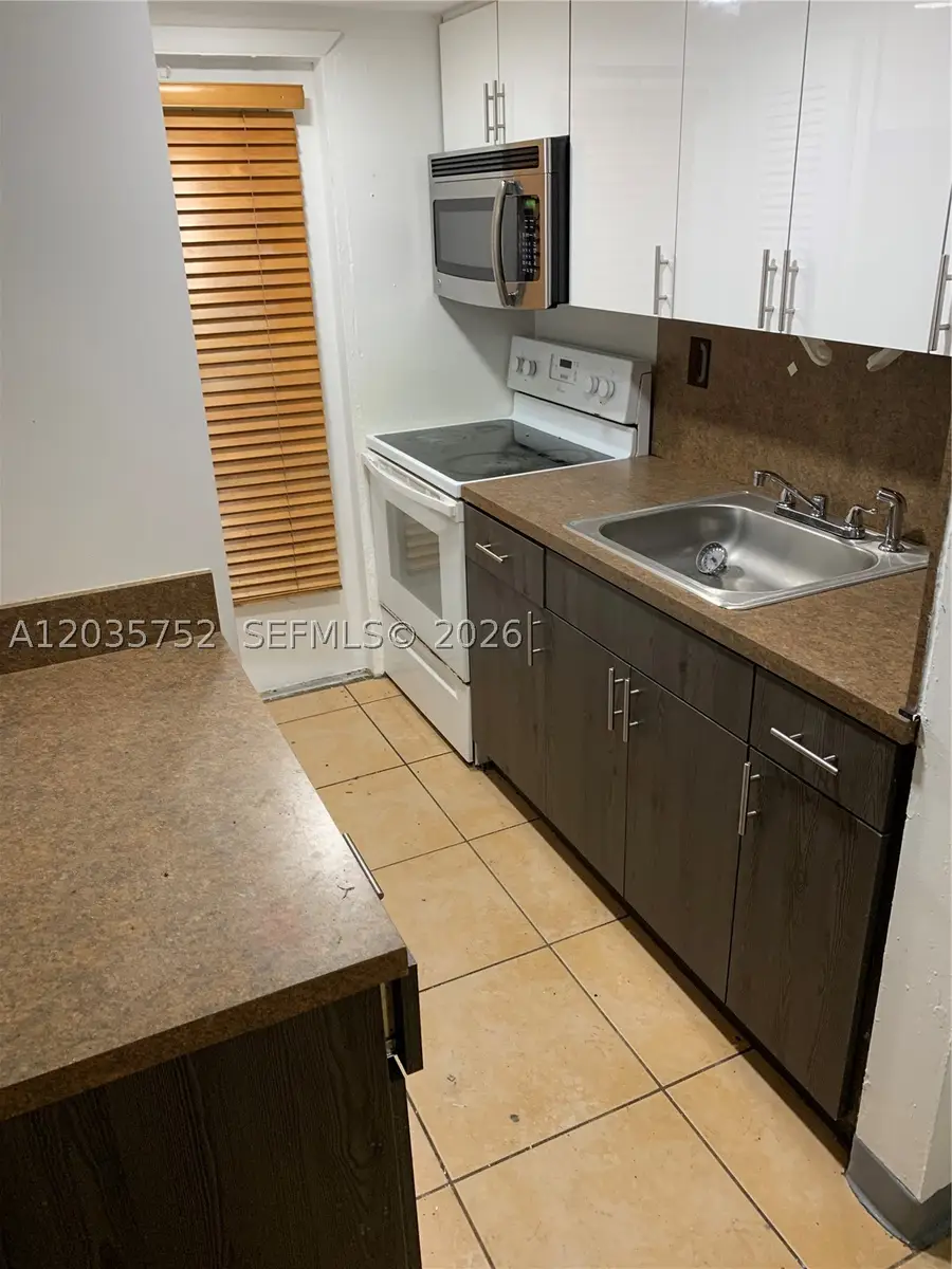 1851 NE 168th #B10, North Miami Beach, FL 33162 - #3
